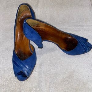Macy’s made in Spain vintage blue heels